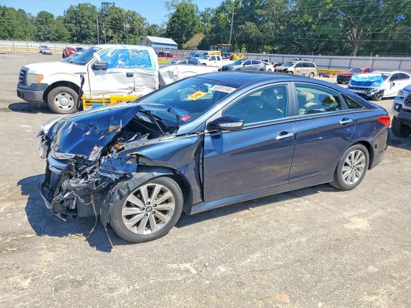 2014 HYUNDAI SONATA — Front 3/4