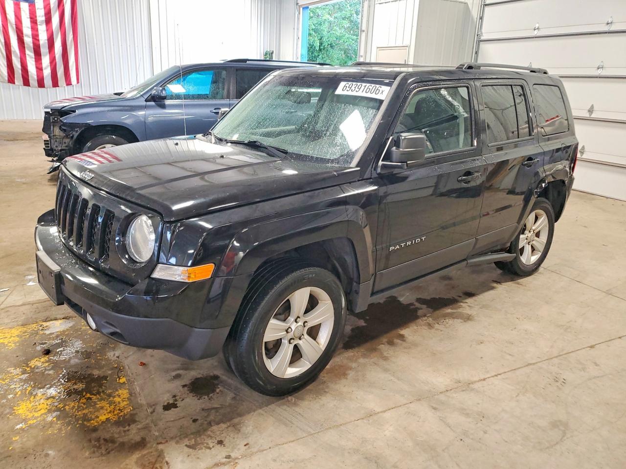 2017 JEEP PATRIOT — Front 3/4