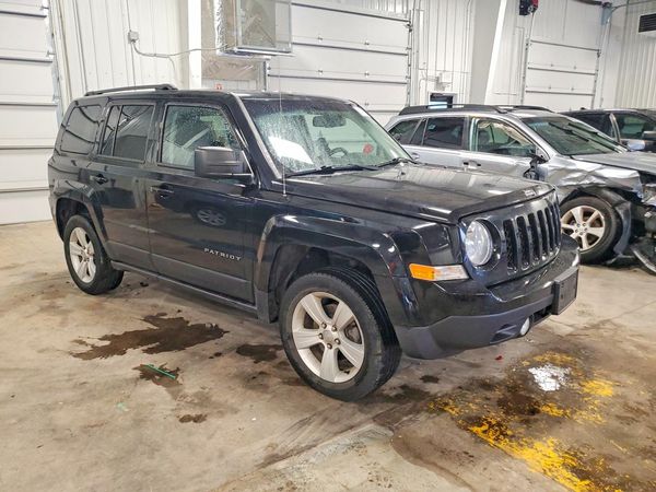 2017 JEEP PATRIOT — Passenger 3/4