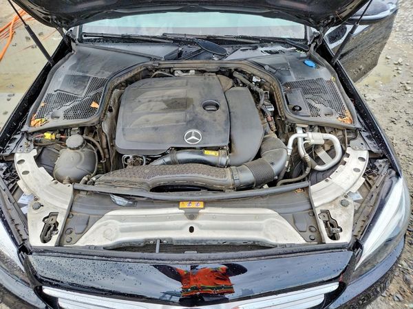 2019 MERCEDES-BENZ C C300-4M — Engine bay