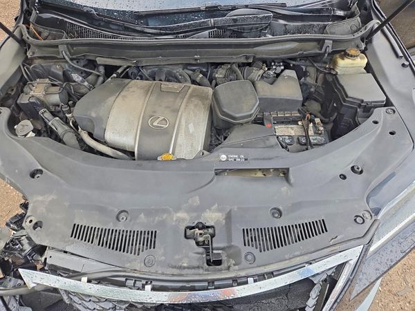 2016 LEXUS RX 350 — Engine bay