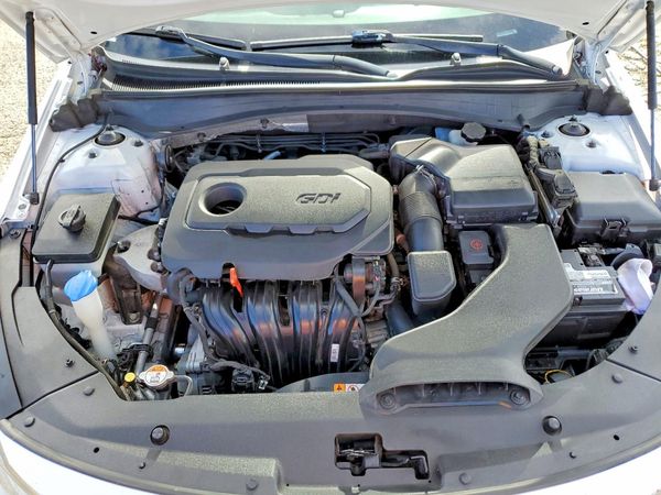 2016 KIA OPTIMA — Engine bay