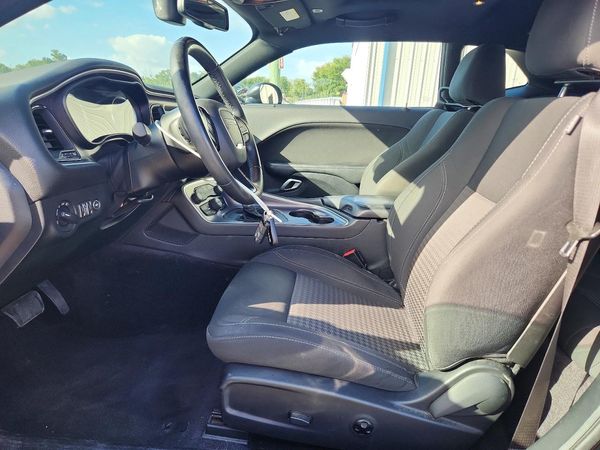 2018 DODGE CHALLENGER — DENT
