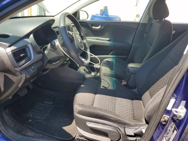 2018 KIA RIO — DENT