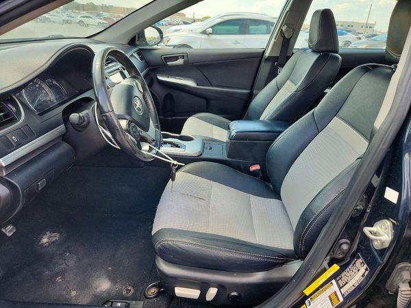 2014 TOYOTA CAMRY — DENT