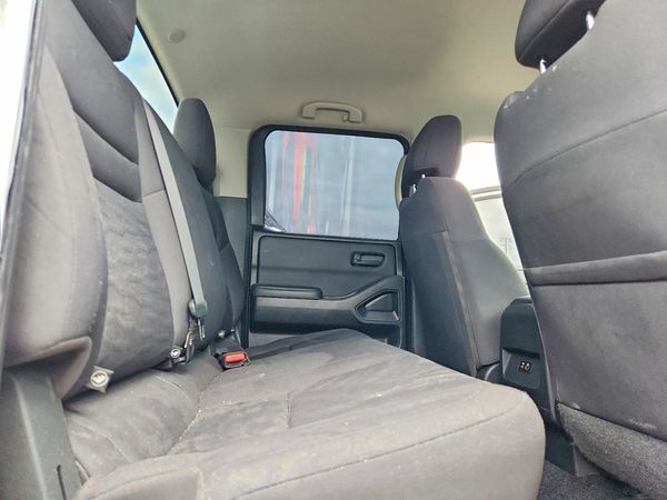 2023 NISSAN FRONTIER Crew Cab