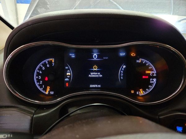 2014 JEEP CHEROKEE Overland — ODOM