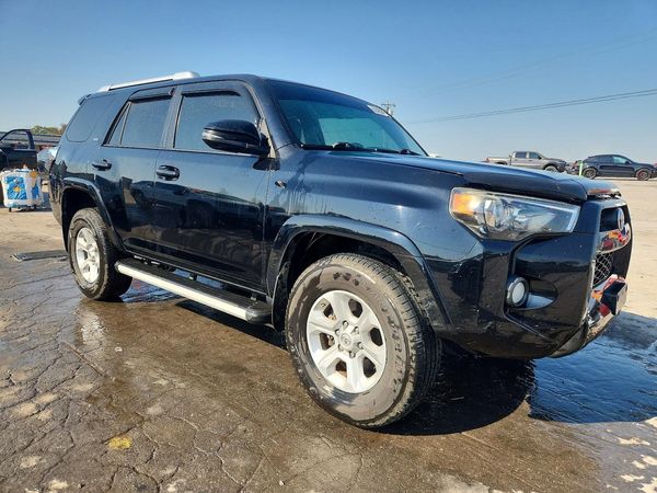 2015 TOYOTA 4RUNNER — Passenger 3/4