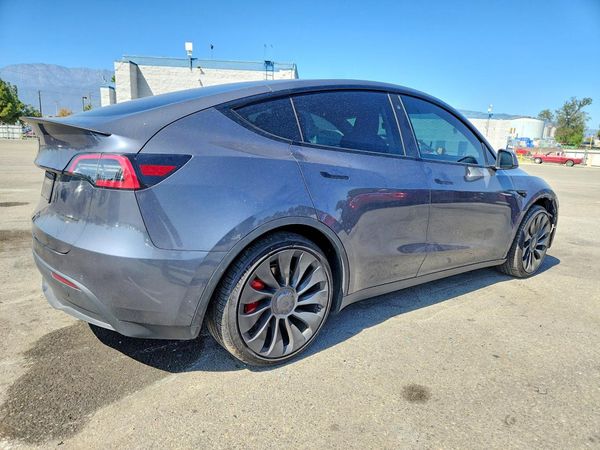 2022 TESLA MODEL Y