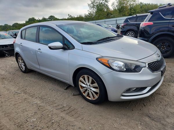 2016 KIA FORTE — Passenger 3/4