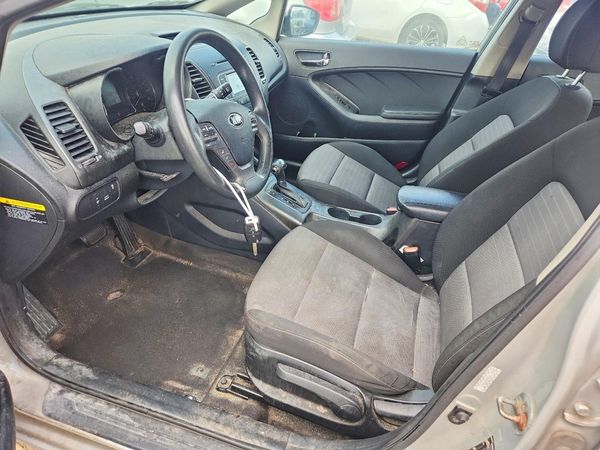 2016 KIA FORTE — DENT