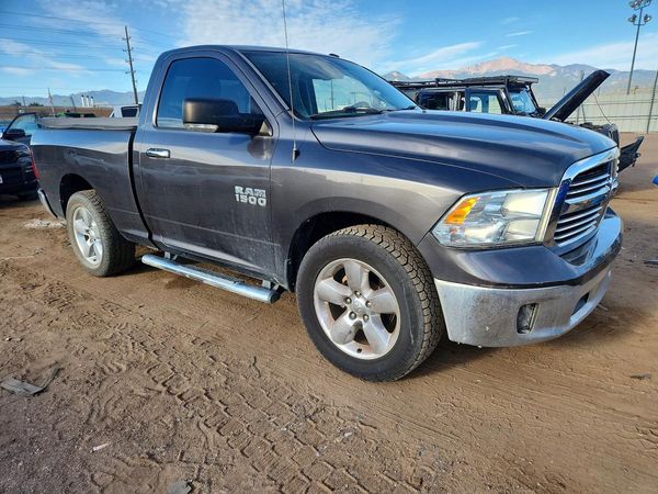 2014 RAM 1500 SLT