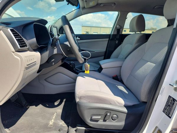 2021 HYUNDAI TUCSON — DENT