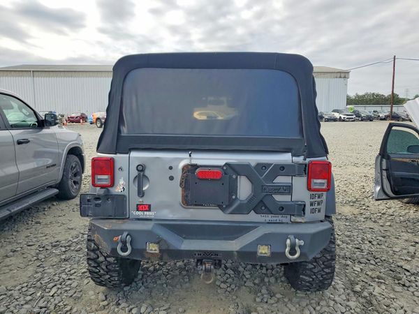 2015 JEEP WRANGLER UNLIMITED Rubicon — DIRR