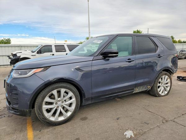 2024 LAND ROVER DISCOVERY — Front 3/4