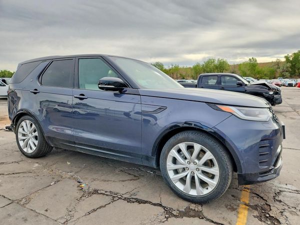 2024 LAND ROVER DISCOVERY — Passenger 3/4