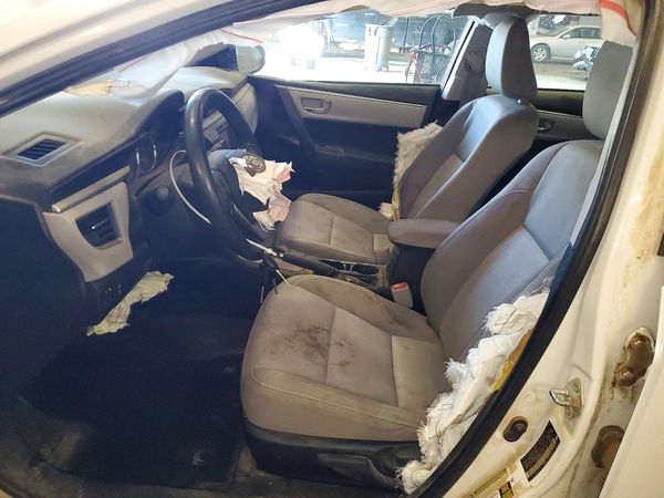 2015 TOYOTA COROLLA — DENT