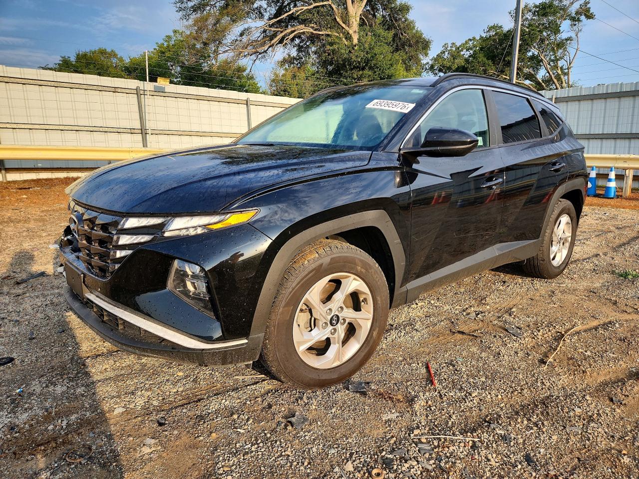 2024 HYUNDAI TUCSON — Front 3/4