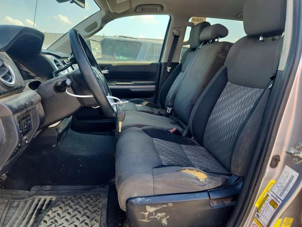 2018 TOYOTA TUNDRA SR5 — DENT