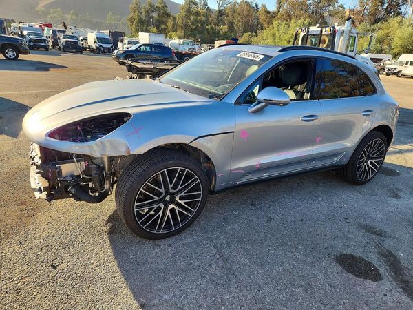 2026 PORSCHE MACAN — DSFA — Front 3/4