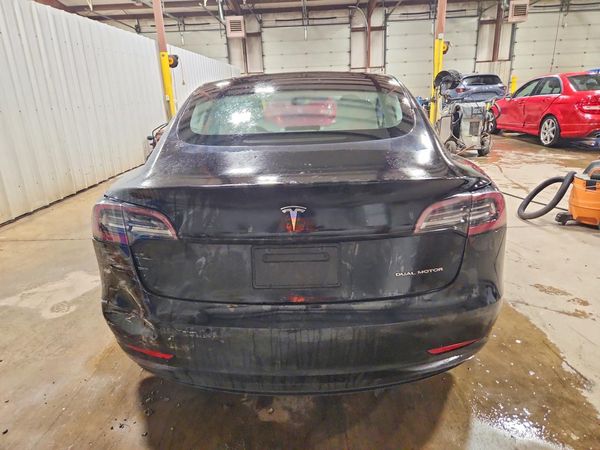 2022 TESLA MODEL 3 — DIRR
