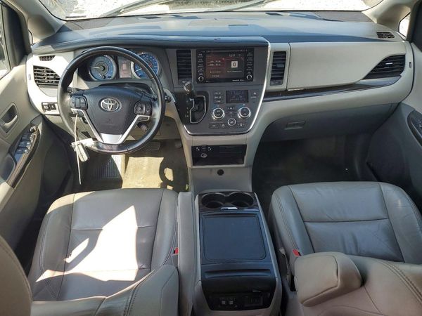2018 TOYOTA SIENNA — CKPT