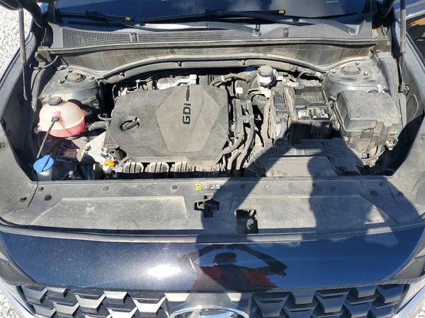 2021 HYUNDAI SANTA FE — Engine bay