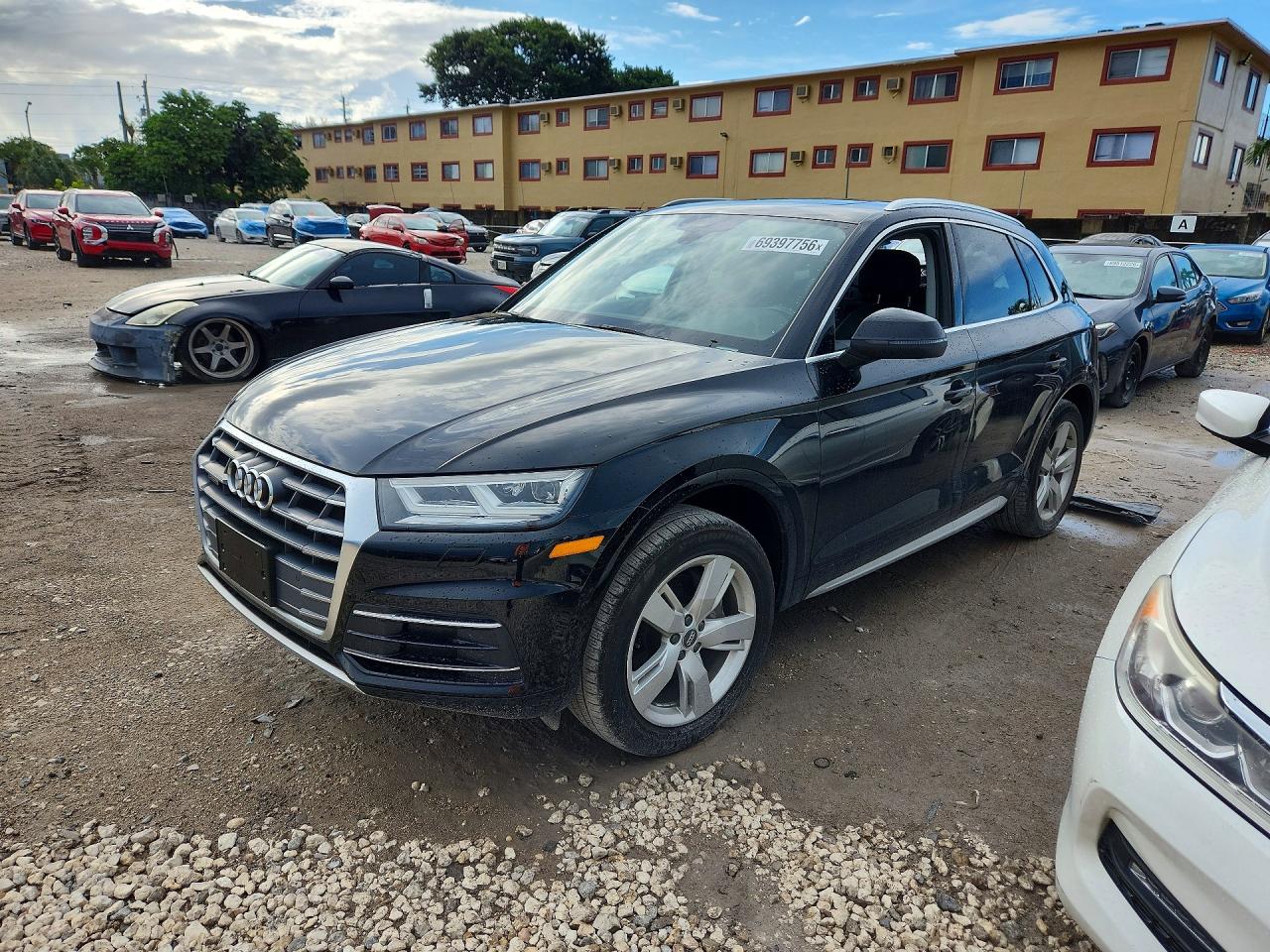 2019 AUDI Q5 — Front 3/4