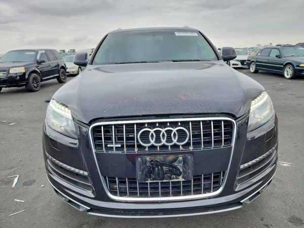 2013 AUDI Q7 Premium Plus — DIRF