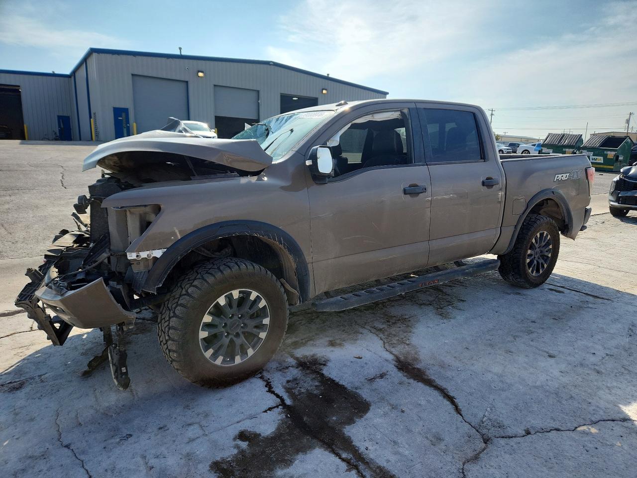 2020 NISSAN TITAN — Front 3/4