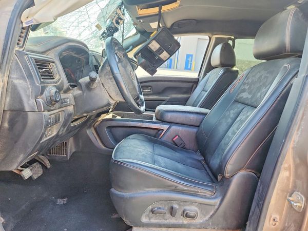 2020 NISSAN TITAN — DENT