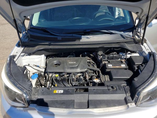 2018 KIA SOUL — Engine bay