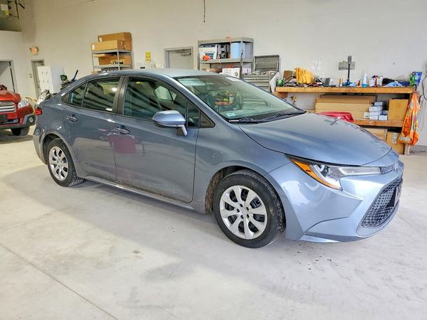 2020 TOYOTA COROLLA LE — Passenger 3/4