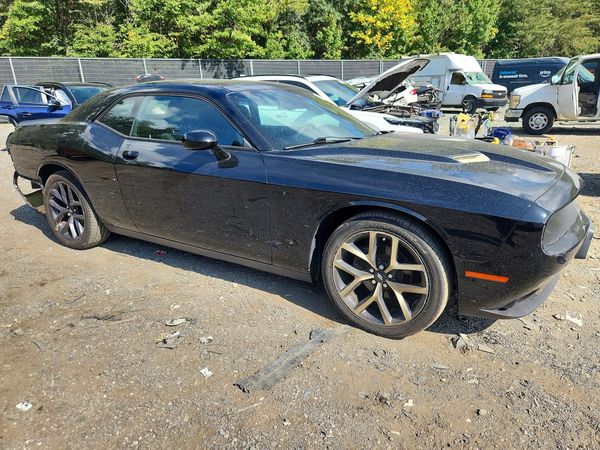 2022 DODGE CHALLENGER — Passenger 3/4