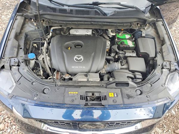 2022 MAZDA CX-5 Select Package — Engine bay