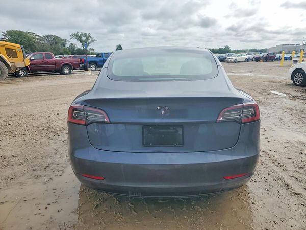2022 TESLA MODEL 3 — DIRR