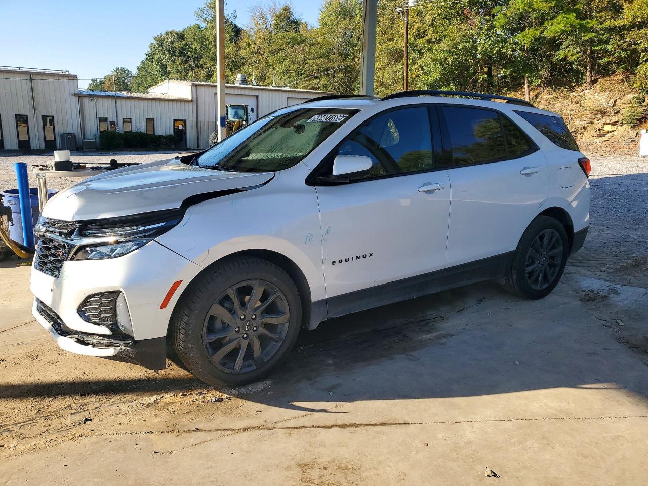 2023 CHEVROLET EQUINOX RS (3LT) — Front 3/4