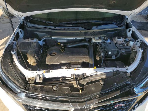 2023 CHEVROLET EQUINOX RS (3LT) — Engine bay