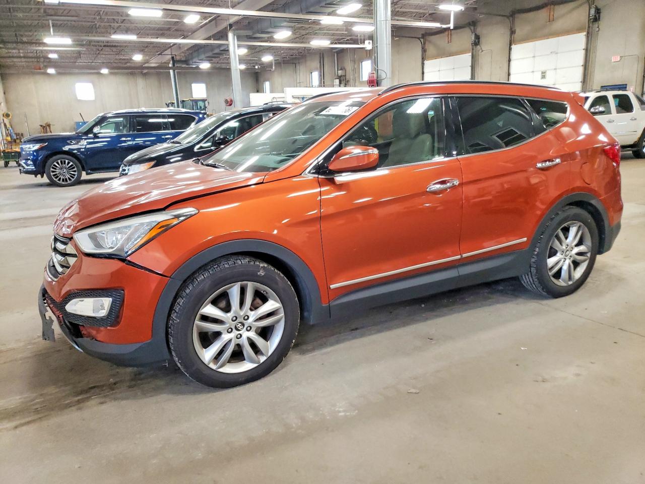 2013 HYUNDAI SANTA FE — Front 3/4