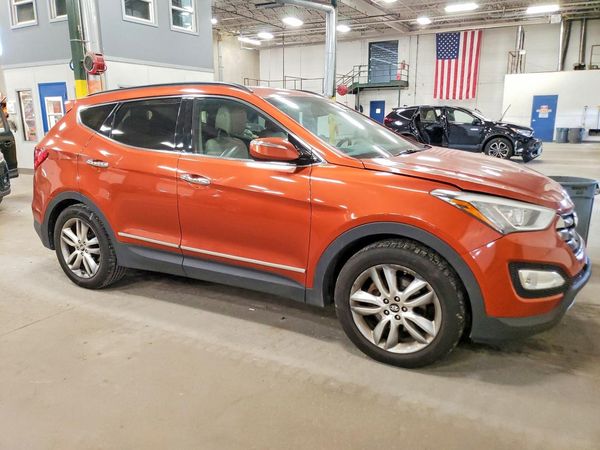 2013 HYUNDAI SANTA FE — Passenger 3/4