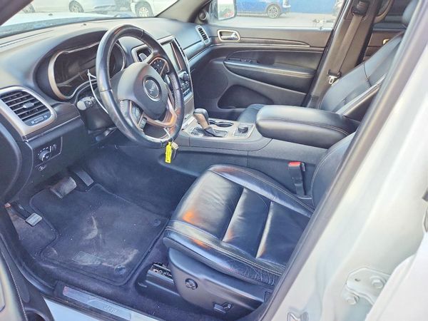 2017 JEEP GRAND CHEROKEE LIMITED 4X4 — DENT