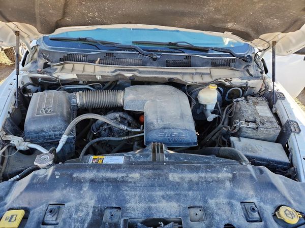 2014 RAM 1500 ST — Engine bay