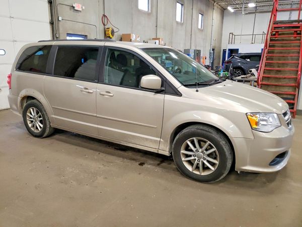 2014 DODGE GRAND CARAVAN — Passenger 3/4