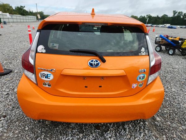 2015 TOYOTA PRIUS — DIRR