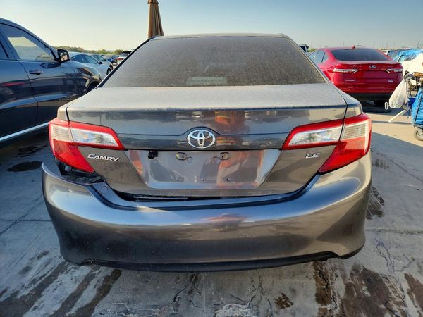 2014 TOYOTA CAMRY — DIRR