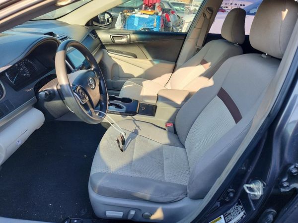 2014 TOYOTA CAMRY — DENT