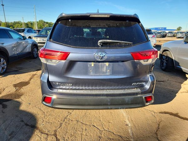 2018 TOYOTA HIGHLANDER — DIRR