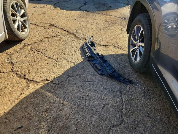 2018 TOYOTA HIGHLANDER — LOOS