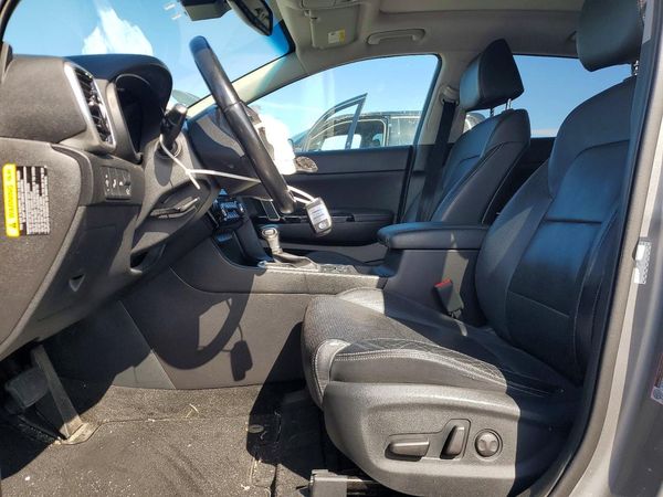 2020 KIA SPORTAGE — DENT