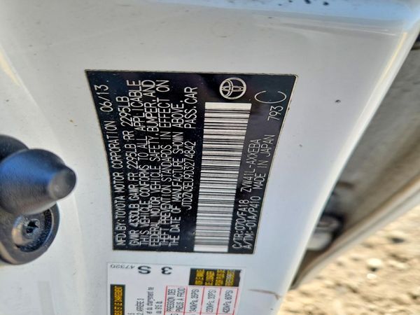 2013 TOYOTA PRIUS — VINS